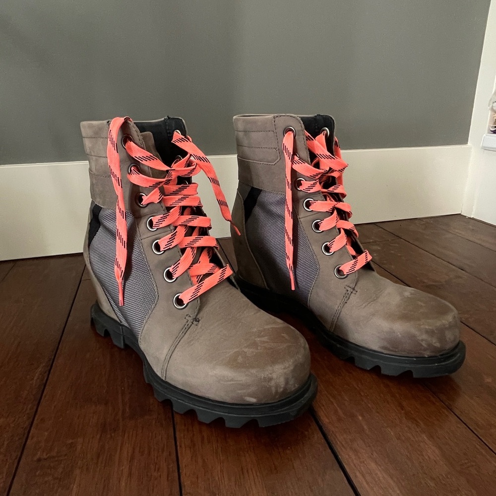 Sorel Joan Of Arctic Wedge Quarry Boots